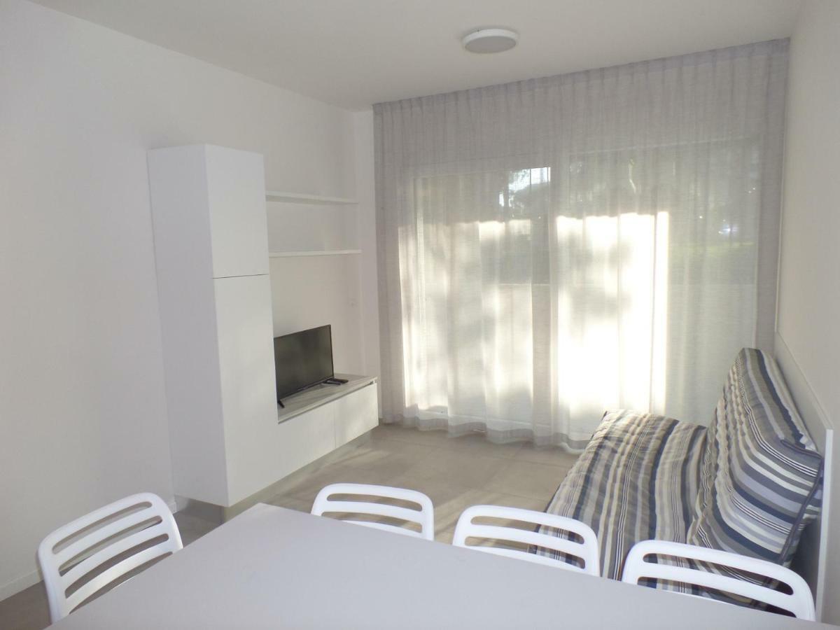 Residence Melograno Бибионе Екстериор снимка