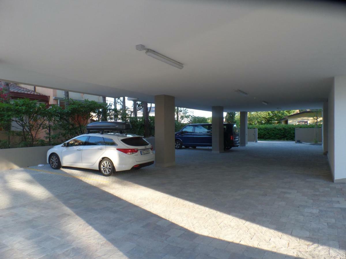Residence Melograno Бибионе Екстериор снимка