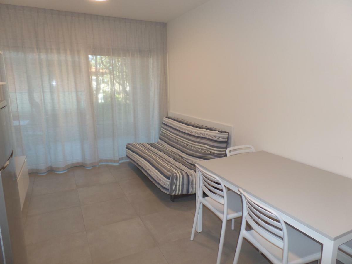 Residence Melograno Бибионе Екстериор снимка